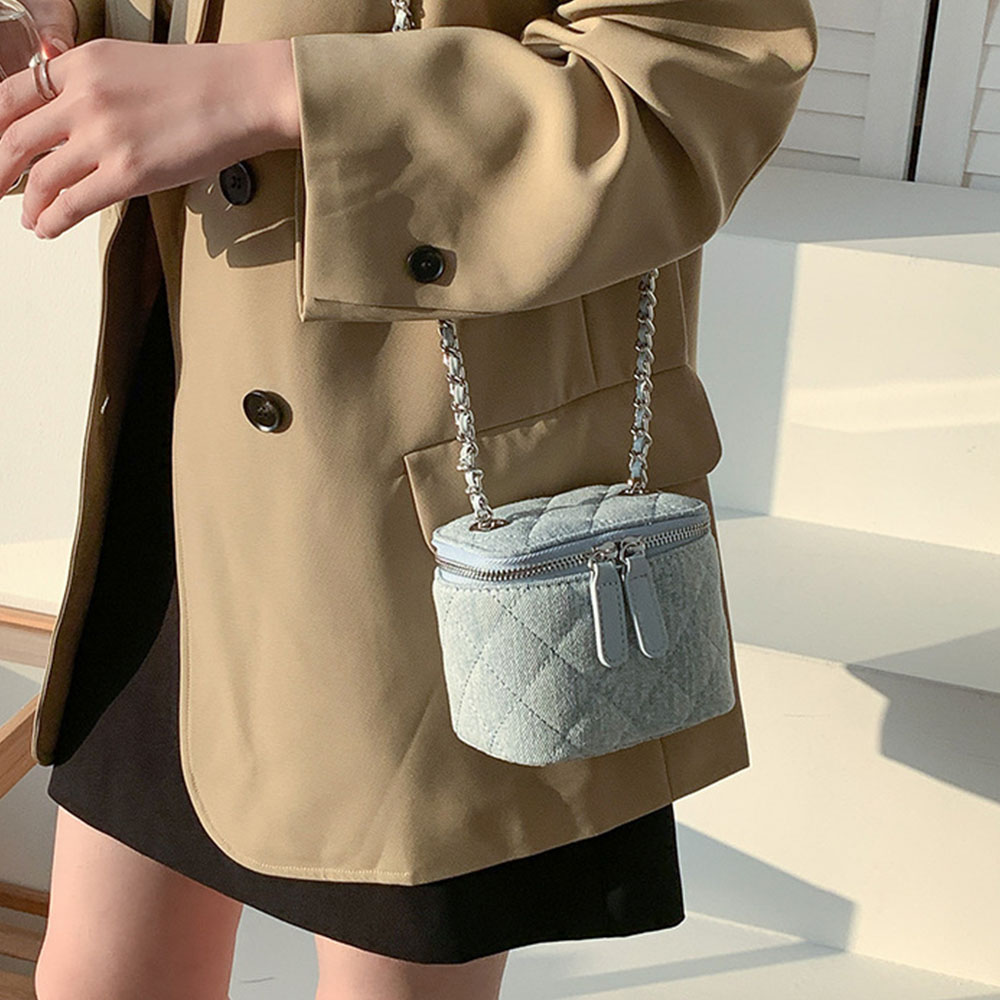 Chain Crossbody Quilted - 小さなキルティングボックスクロスボディ財布女性デザイナーデミムミニトップハンドルポーチバッグ金属チェーンストラップ付き