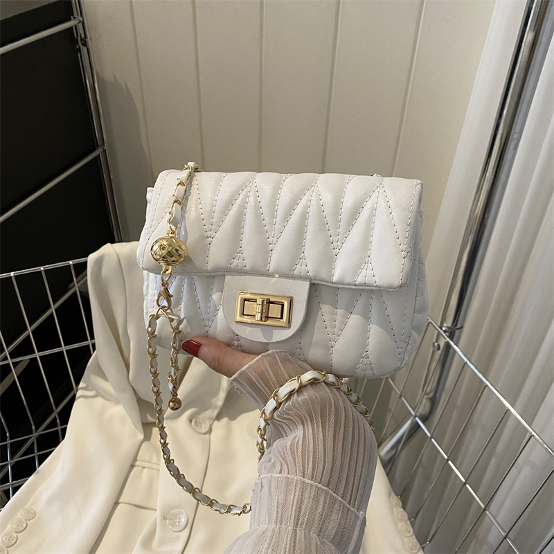 女性キルティング PU クロスボディバッグメタルチェーンロッ - Chain Crossbody Quilted のレビューと価格