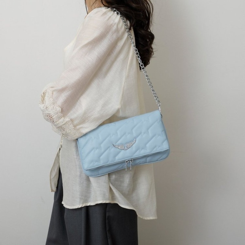 2026年新作キルティングチェーンクロスボディバッグ、シルバ - Chain Crossbody Quilted のレビューと価格