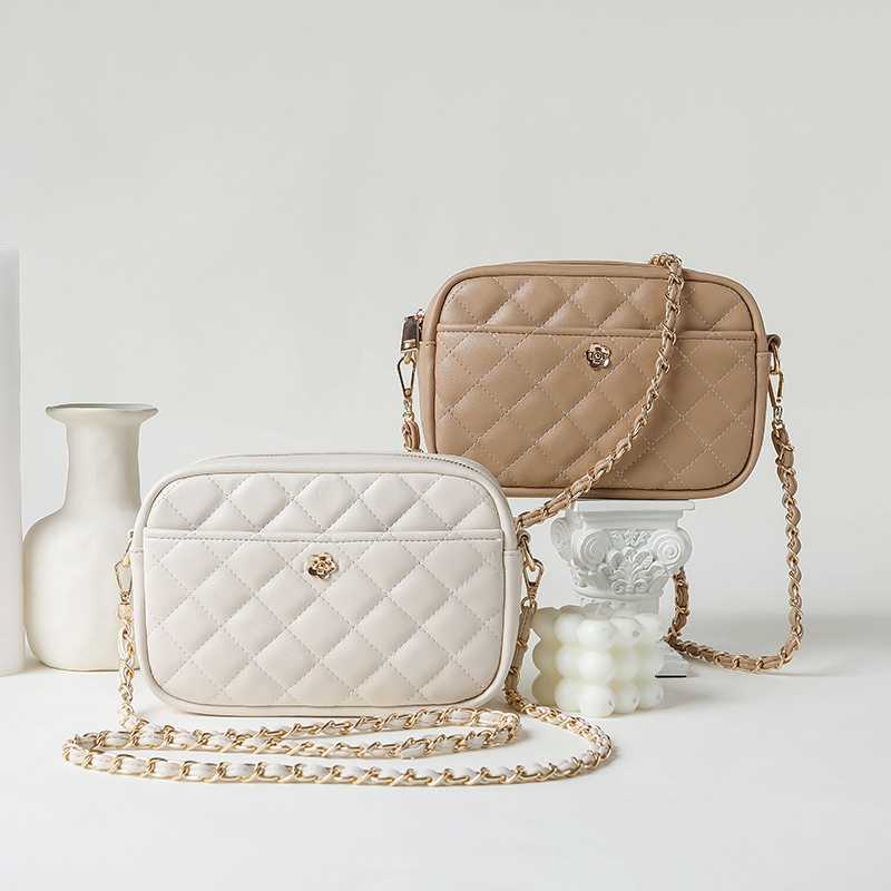 トレンドのレディースハンドバッグ 2026年新作 ダイヤモン - Chain Crossbody Quilted のレビューと価格