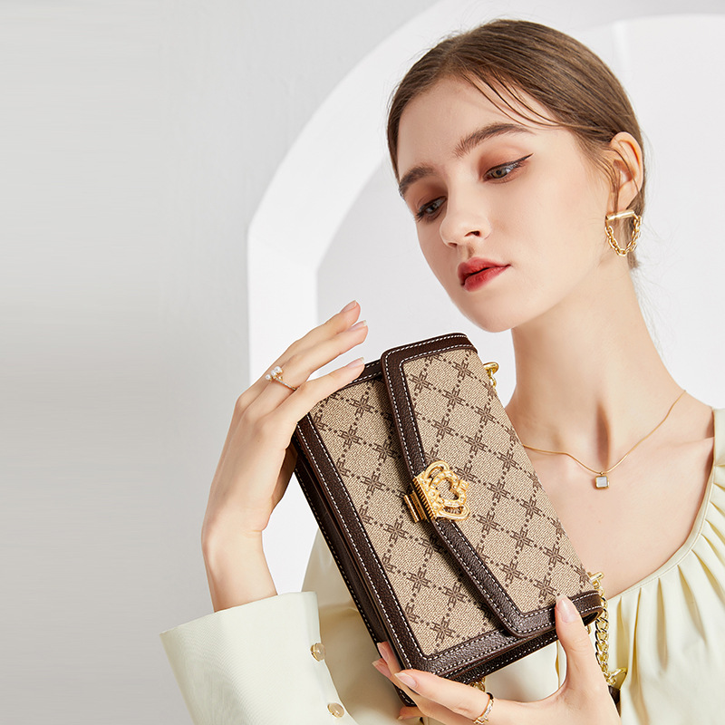 高級デザイナーズブランドのおむつバッグ、女性向けファッショナ - Luxury Bags Best のレビューと価格